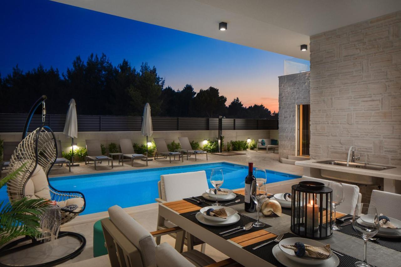 Villa Dm Vodice Bagian luar foto