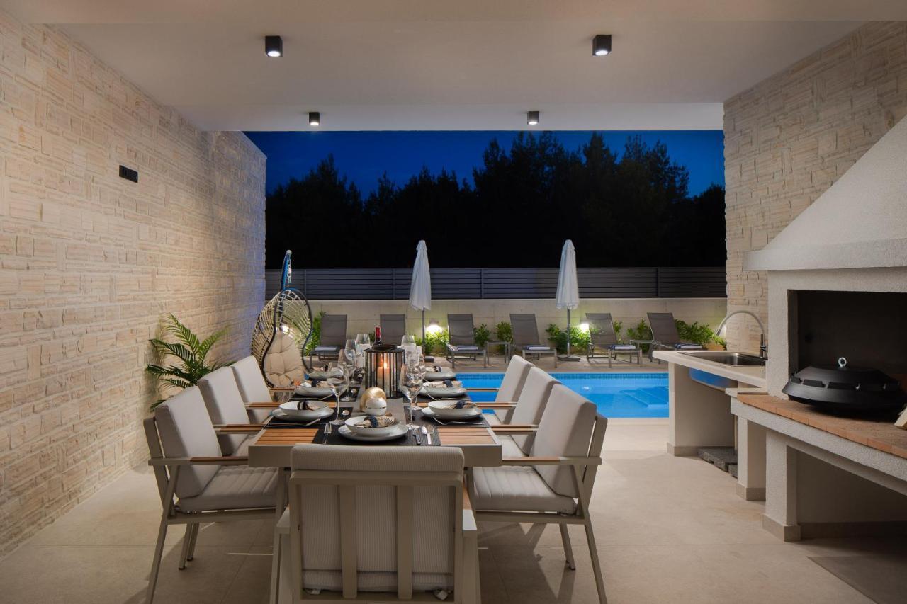 Villa Dm Vodice Bagian luar foto
