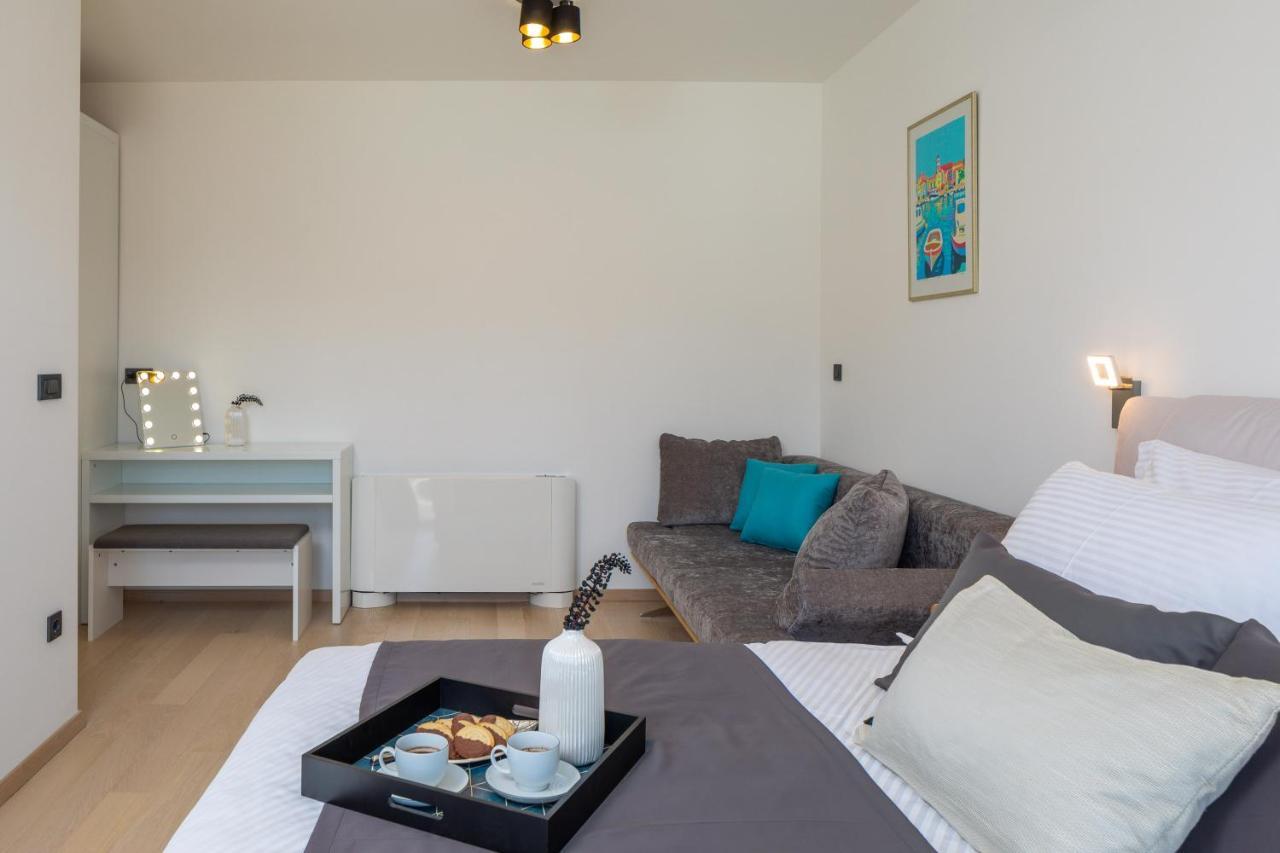 Villa Dm Vodice Bagian luar foto